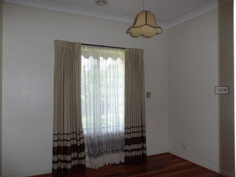 4 Daimler Avenue, Keilor Downs VIC 3038