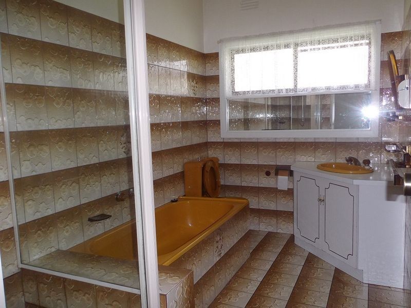 4 Daimler Avenue, Keilor Downs VIC 3038