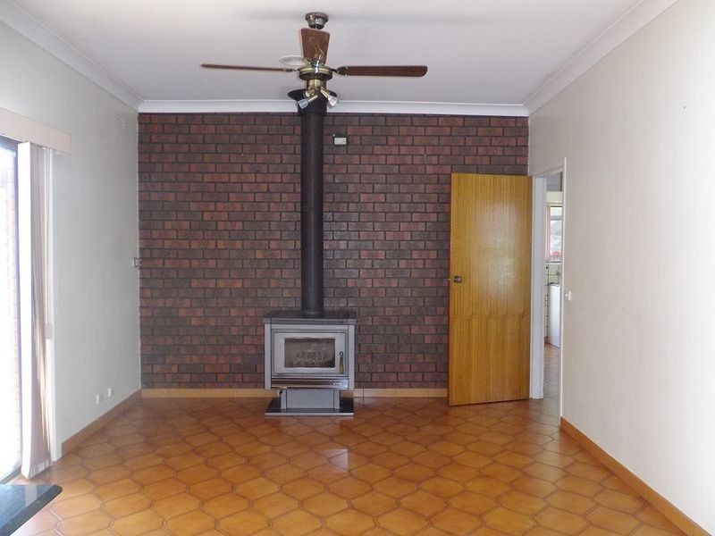 4 Daimler Avenue, Keilor Downs VIC 3038