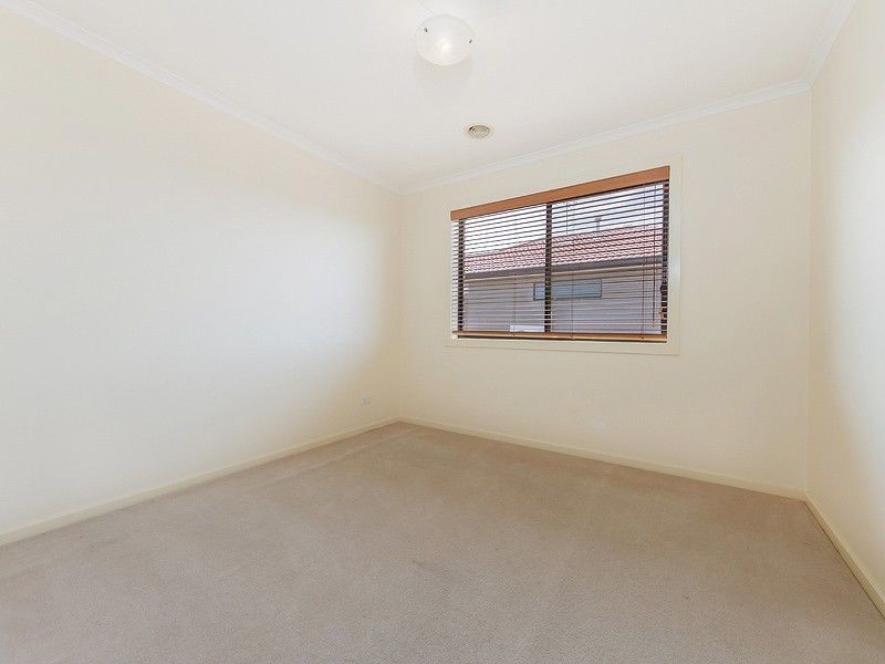 17 Jacaranda Drive, Taylors Hill VIC 3037