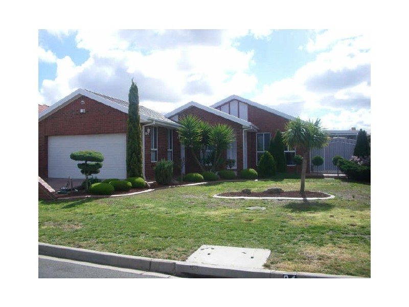 24 Antonie Ave, Delahey VIC 3037