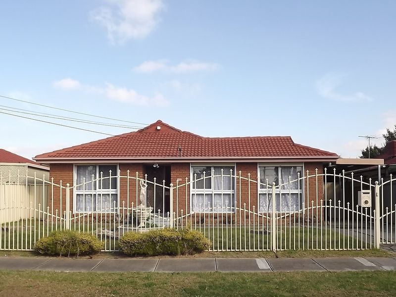 31 Alan Street, Kings Park VIC 3021