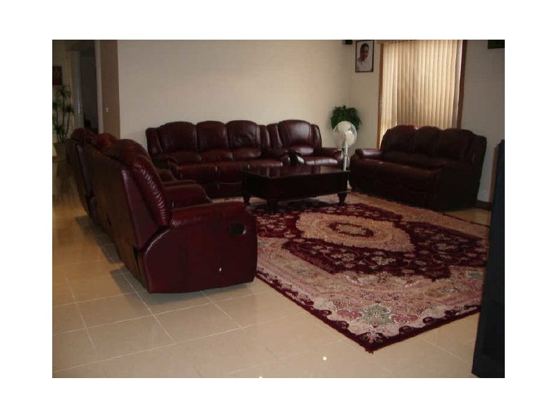 6 Willowood Court, Taylors Hill VIC 3037