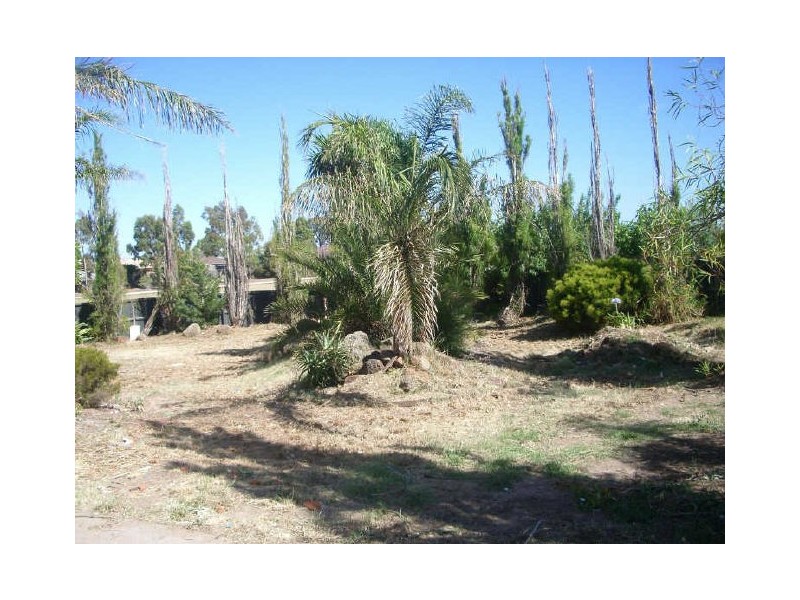 30 Milne Court, Delahey VIC 3037