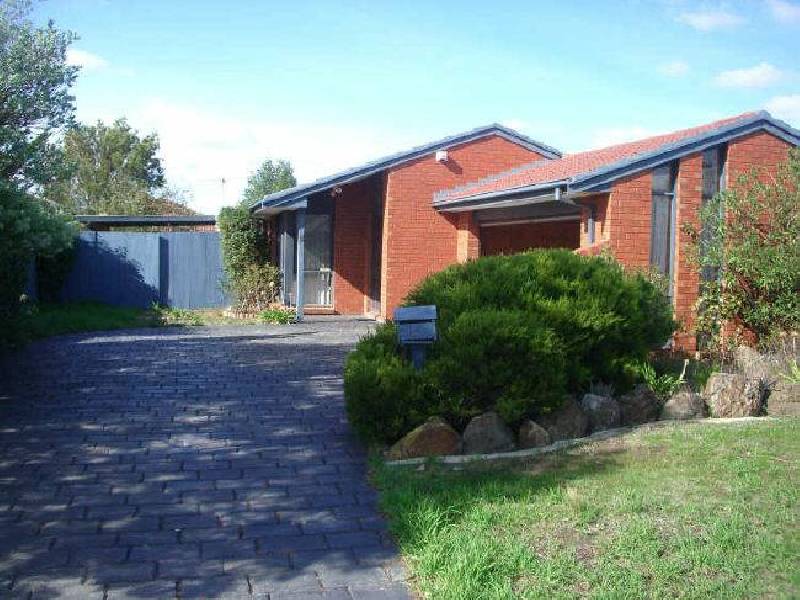 16 Kalyna Court, Delahey VIC 3037