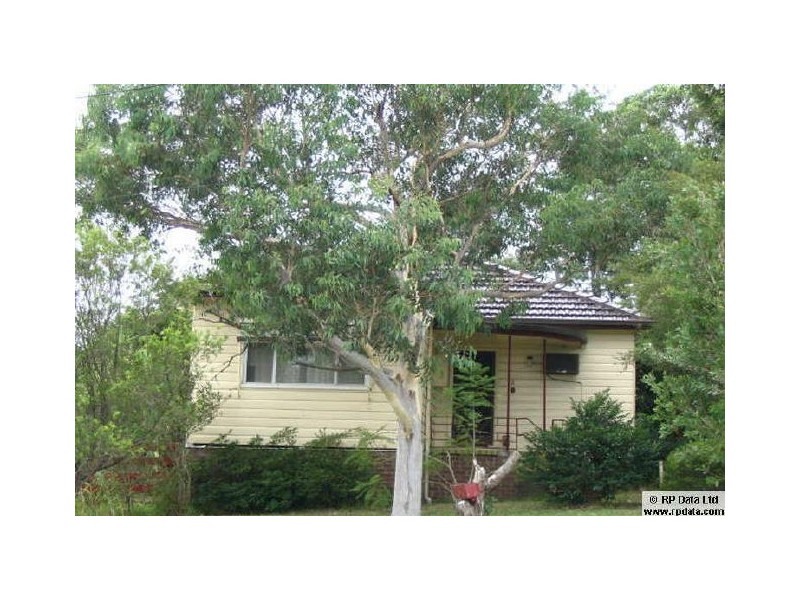 2 Lee Crescent, Birmingham Gardens NSW 2287