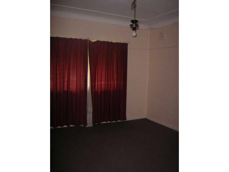 2 Lee Crescent, Birmingham Gardens NSW 2287