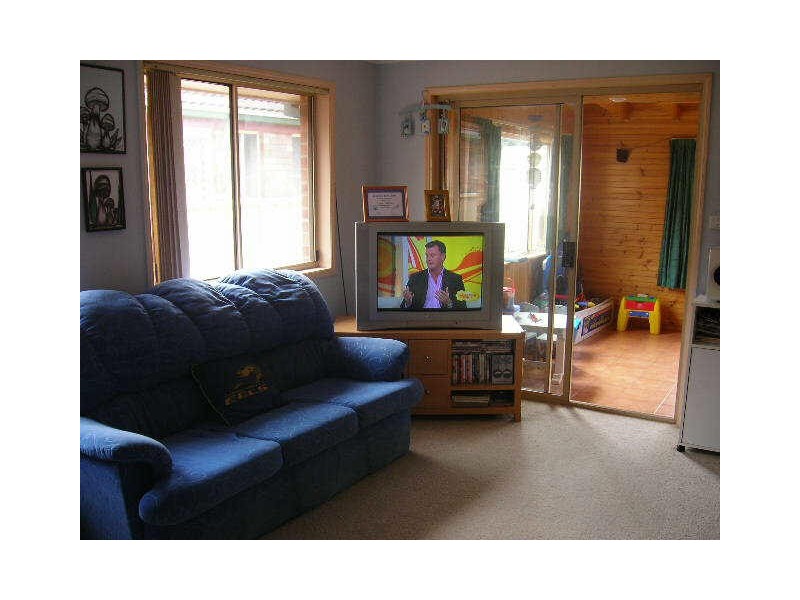 8 Koowong Street, Maryland NSW 2287