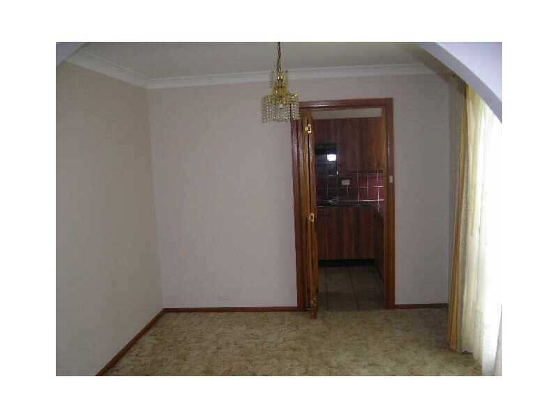 8 Lyre Close, Waratah NSW 2298