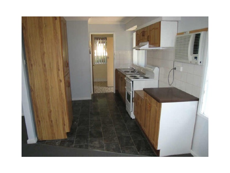 8 Sherwood Street, Elermore Vale NSW 2287