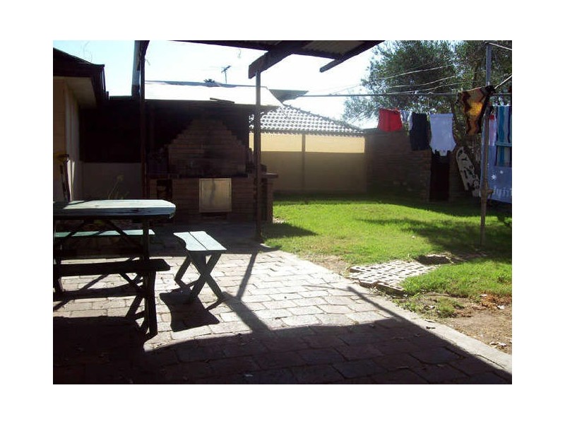 8 Sherwood Street, Elermore Vale NSW 2287