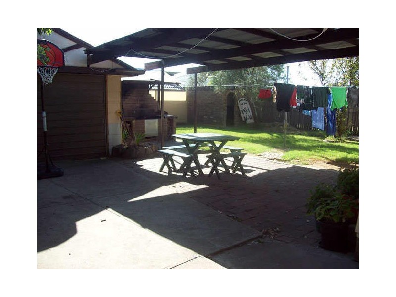 8 Sherwood Street, Elermore Vale NSW 2287
