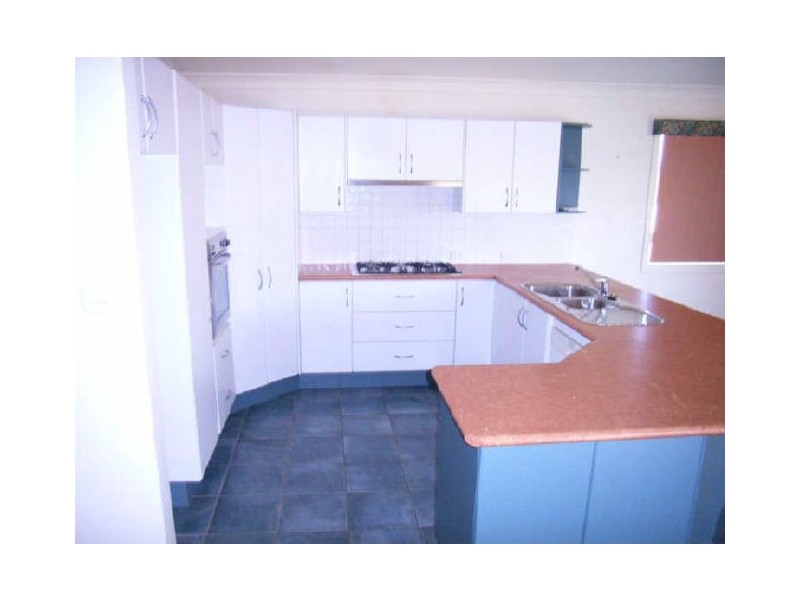 16 Sandalwood Avenue, Fletcher NSW 2287