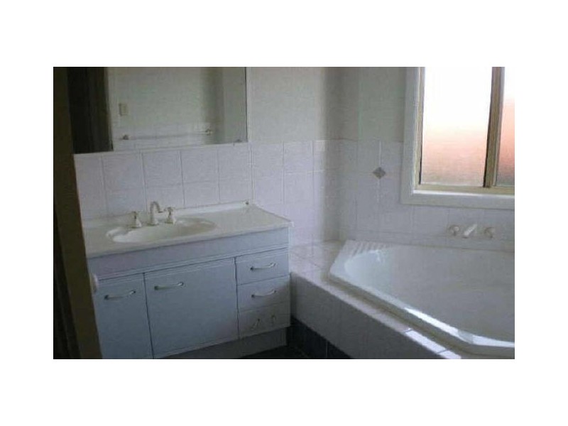 16 Sandalwood Avenue, Fletcher NSW 2287