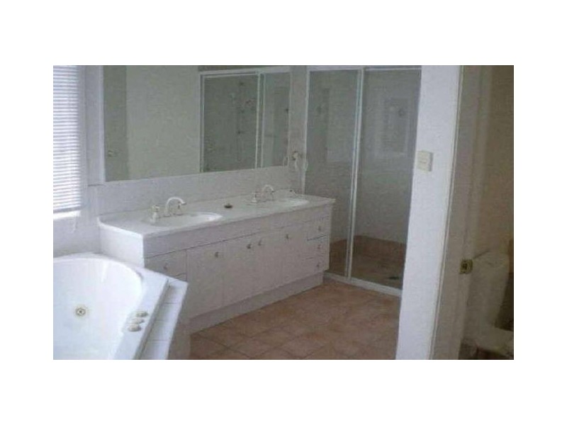 16 Sandalwood Avenue, Fletcher NSW 2287