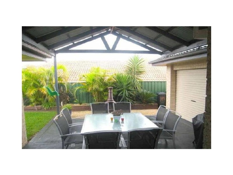 3 Almond Avenue, Fletcher NSW 2287