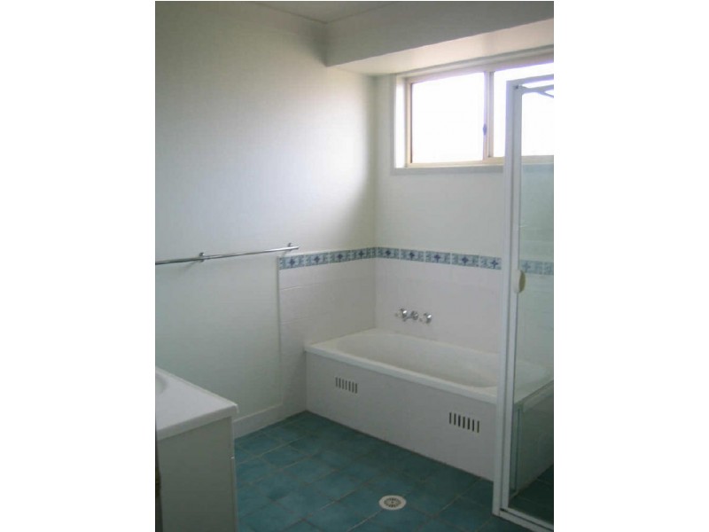 4 Karong Avenue, Maryland NSW 2287