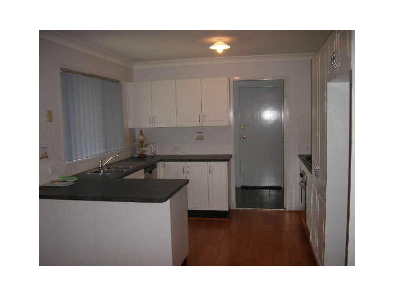 57 Cypress Close, Fletcher NSW 2287