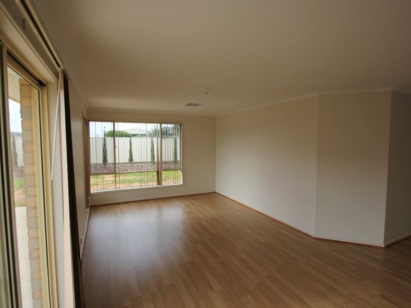 20 John Olsen Drive, Kadina SA 5554