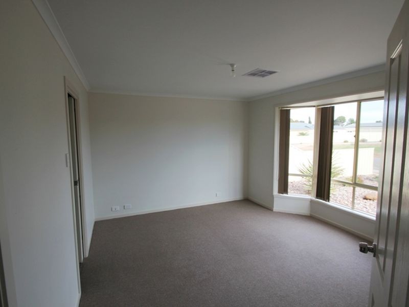 20 John Olsen Drive, Kadina SA 5554