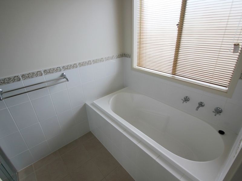 20 John Olsen Drive, Kadina SA 5554