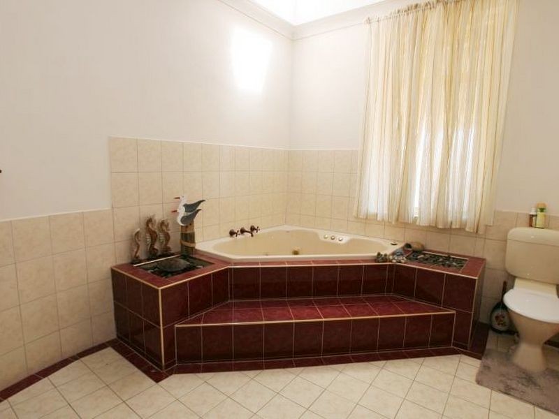 110 Port Road, Kadina SA 5554