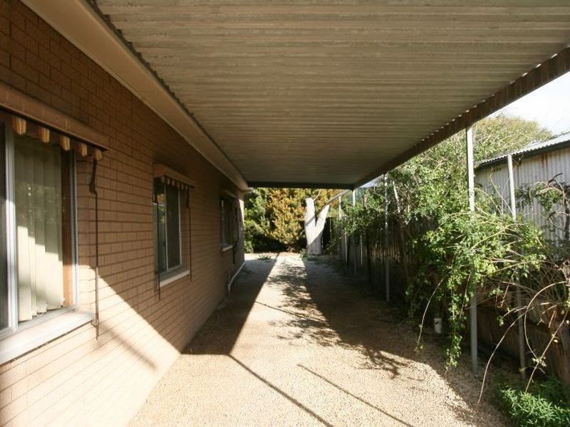 36 Cumberland Road, Port Clinton SA 5570