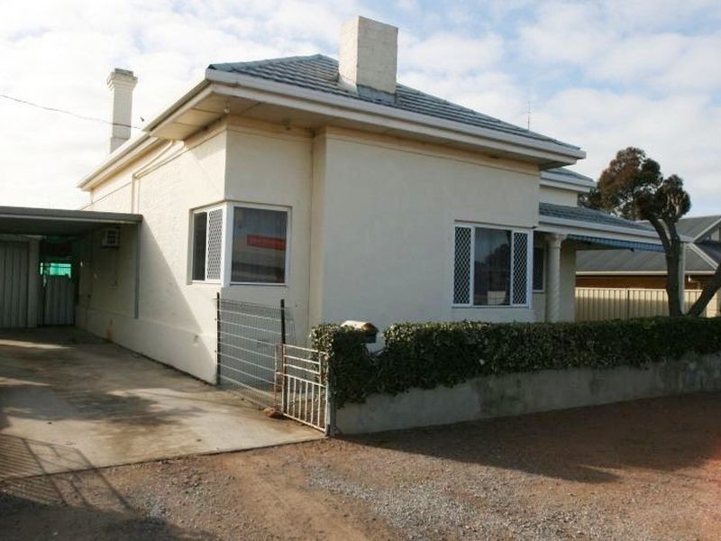 2 Ewing Street, Kadina SA 5554