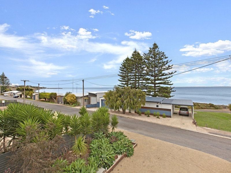 56A Esplanade, Point Turton SA 5575
