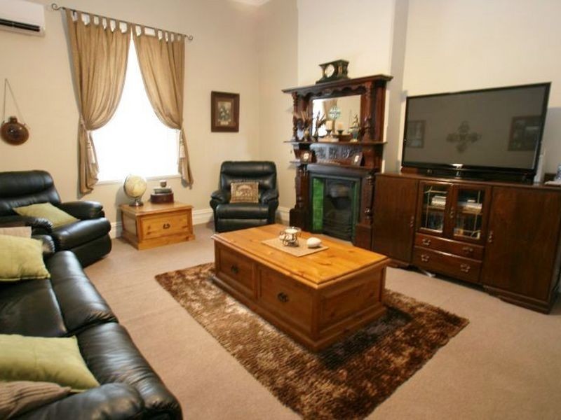 36 Lawrence Street, Kadina SA 5554