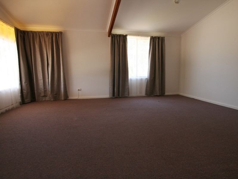 14 Tucker Parade, Kadina SA 5554