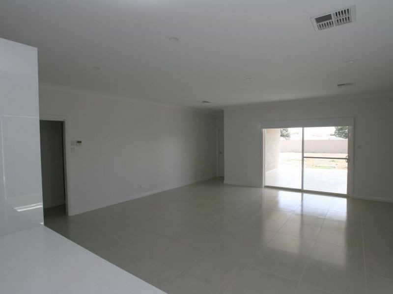 8 Drain Road, Kadina SA 5554