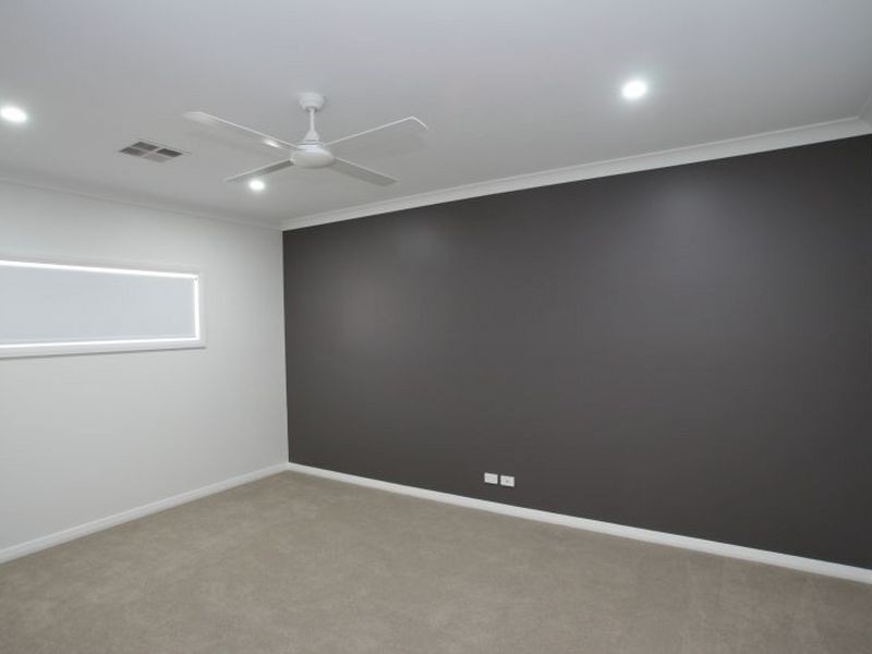 8 Drain Road, Kadina SA 5554