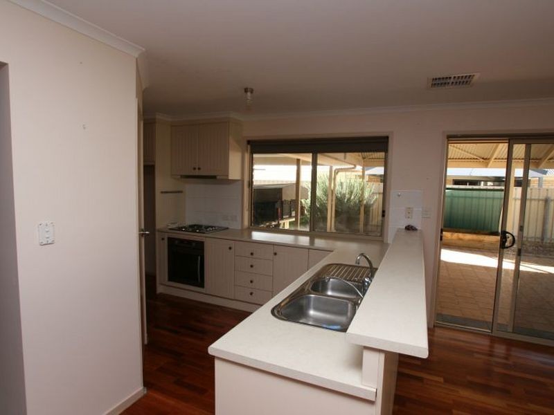 5 Measday Crescent, Cunliffe SA 5554