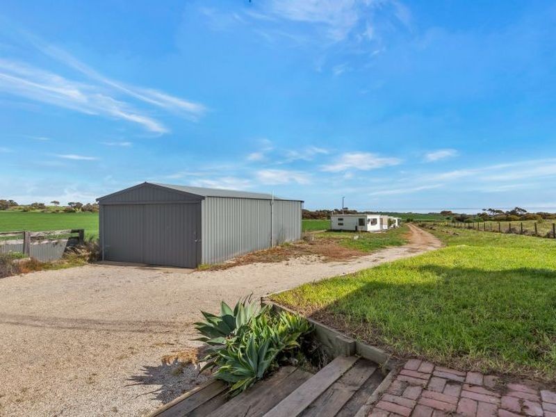 436 Coast Road, Tickera SA 5555
