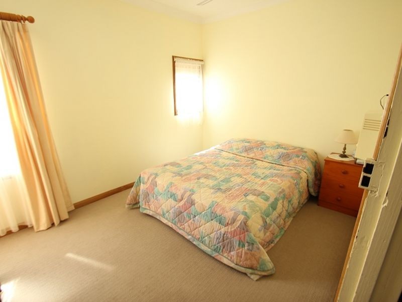 56 John Lewis Drive, Port Broughton SA 5522