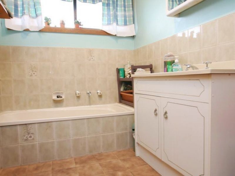 11 Thomas Plains Road, Kadina SA 5554