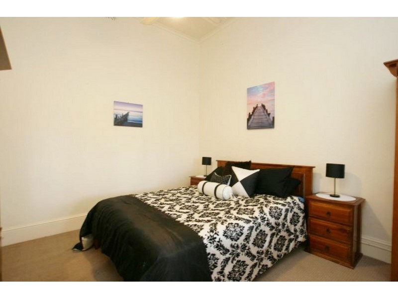 10 McKay Street, Port Broughton SA 5522