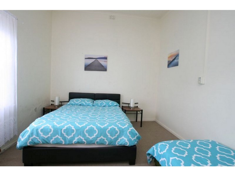 10 McKay Street, Port Broughton SA 5522