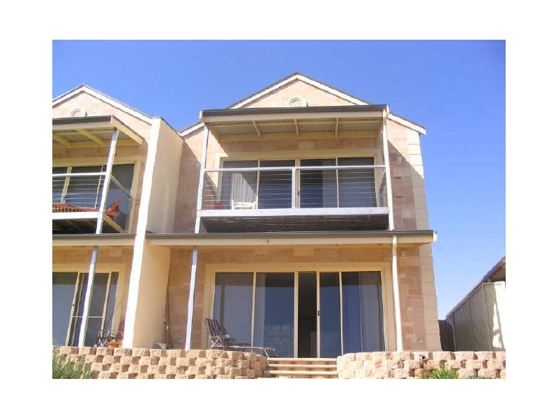 83B Gilmore Cres, Wallaroo SA 5556