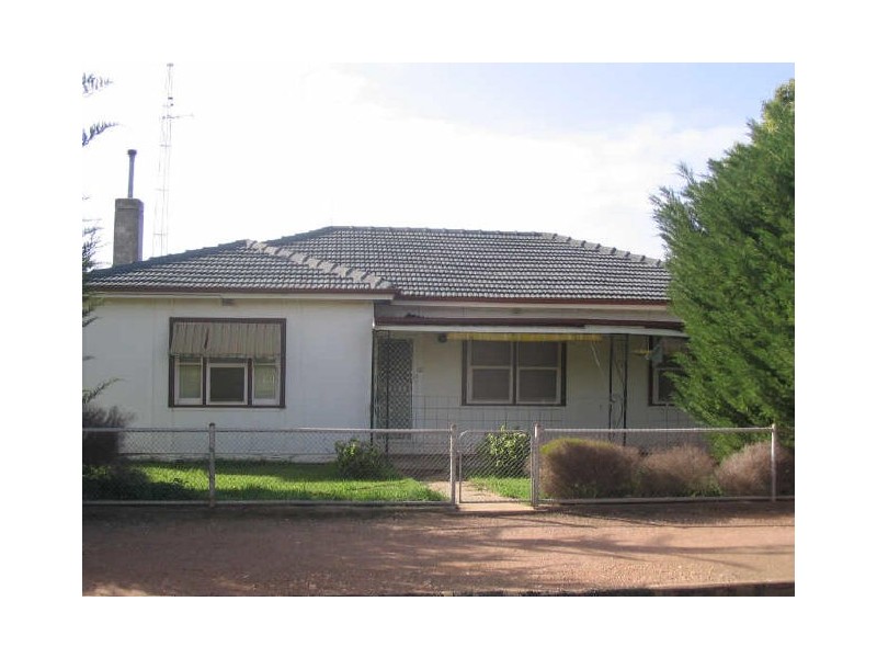 26 Hallett Street, Kadina SA 5554