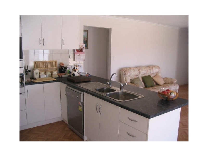 33 Westlake Street, Kadina SA 5554