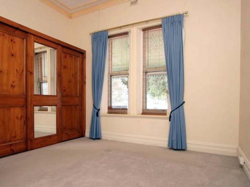 17 Railway Terrace, Kadina SA 5554