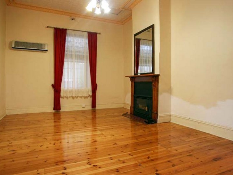 17 Railway Terrace, Kadina SA 5554