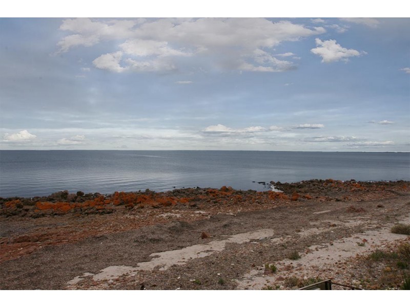 834 North Coast Road, Point Souttar SA 5575
