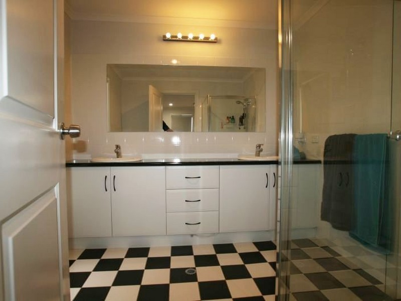 35 Daniel Drive, Kadina SA 5554