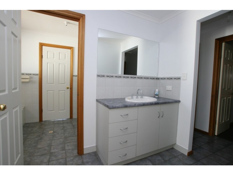 70 George Street, Kadina SA 5554