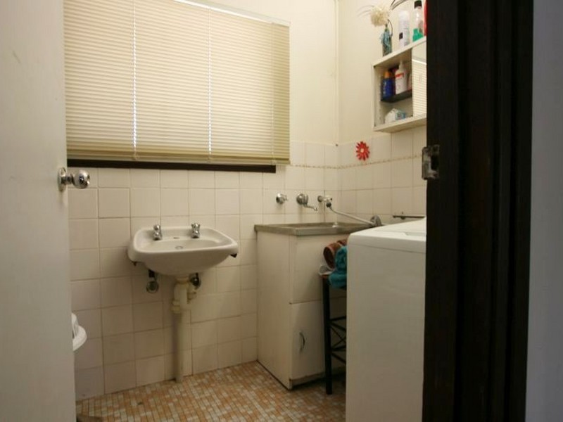 18 Agnes Street, New Town SA 5554