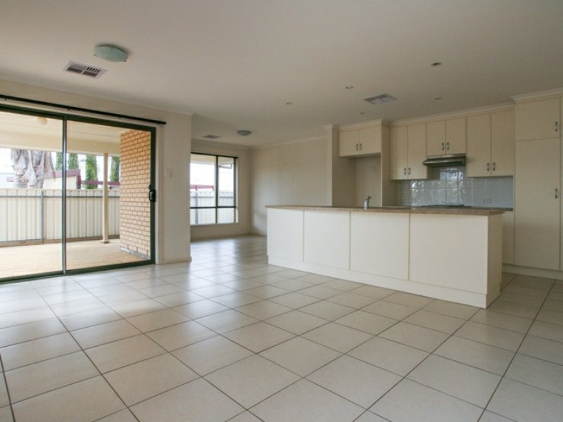 11 Schilling Street, Kadina SA 5554