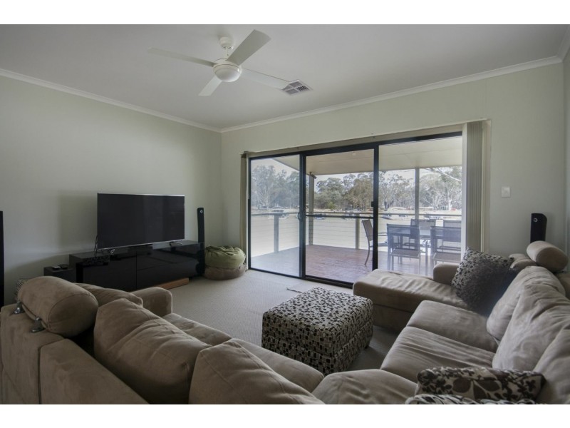 14 Beaumonts Road, Morgan SA 5320